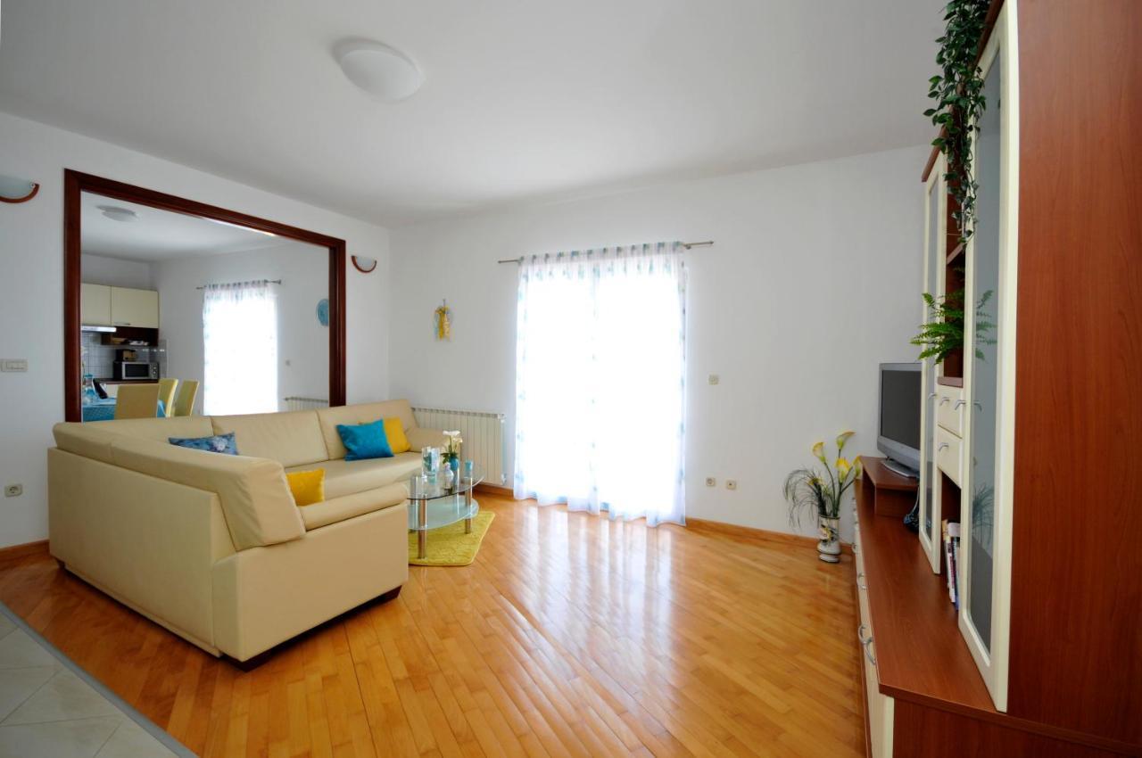 Apartments Roza تروغير المظهر الخارجي الصورة